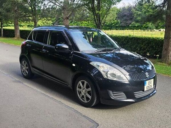 Suzuki Swift Hatchback, Petrol, 2012, Black