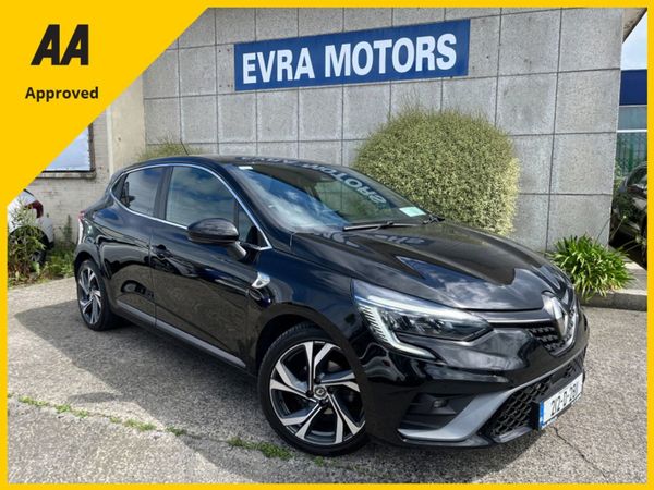 Renault Clio Hatchback, Petrol, 2021, Black