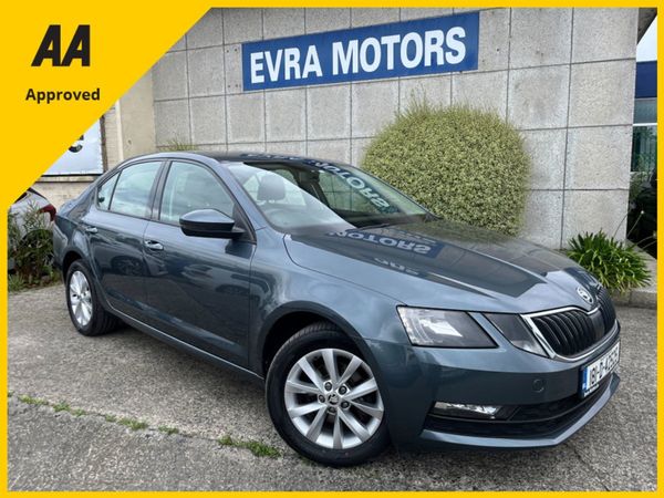 Skoda Octavia Saloon, Diesel, 2018, Grey