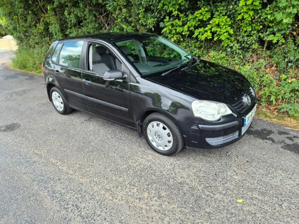 Volkswagen Polo Hatchback, Petrol, 2006, Black