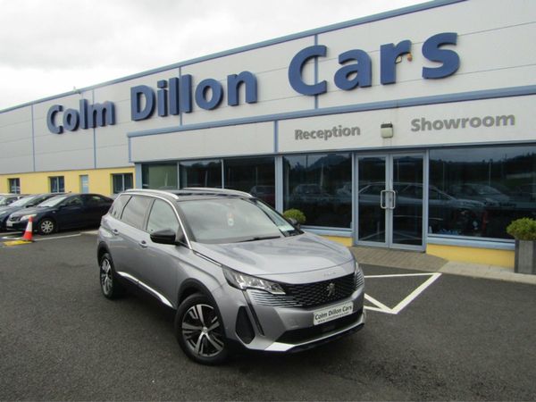 Peugeot 5008 MPV, Diesel, 2022, Grey
