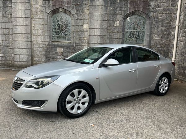 Opel Insignia Saloon, Diesel, 2016, Silver