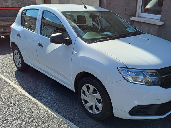 Dacia Sandero Hatchback, Petrol, 2018, White