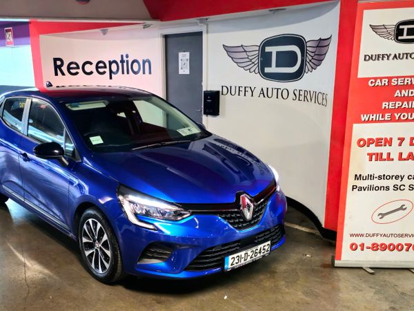 Renault Clio Hatchback, Petrol, 2023, Blue