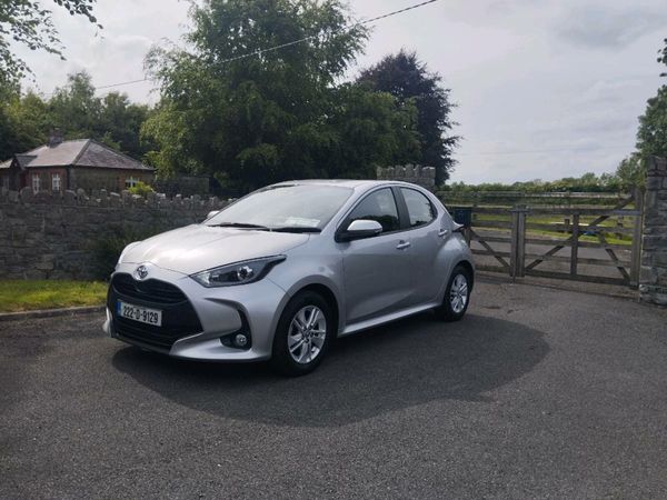 Toyota Yaris Hatchback, Petrol, 2022, Grey