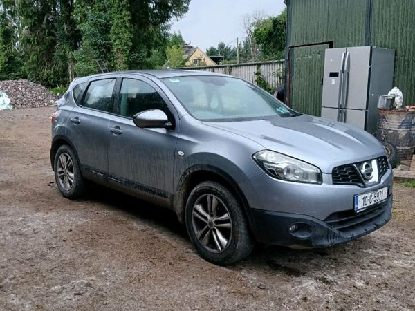Nissan Qashqai Hatchback, Diesel, 2010, Blue