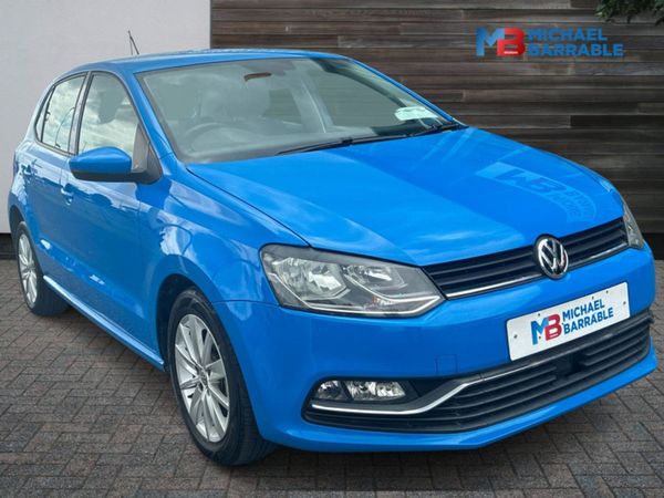 Volkswagen Polo Hatchback, Petrol, 2015, Blue