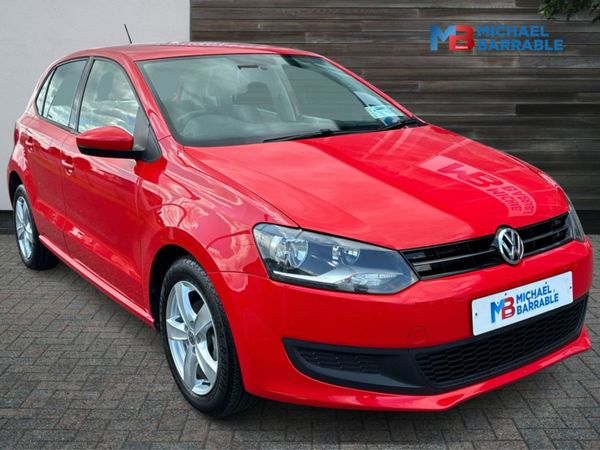 Volkswagen Polo Hatchback, Petrol, 2013, Red