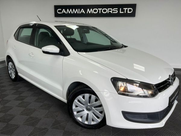 Volkswagen Polo Hatchback, Petrol, 2014, White