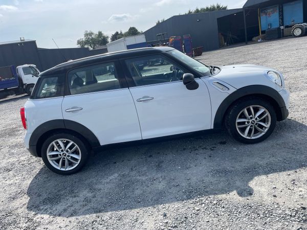 Mini Countryman Hatchback, Diesel, 2013, White