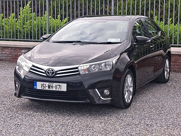 Toyota Corolla Saloon, Diesel, 2015, Black