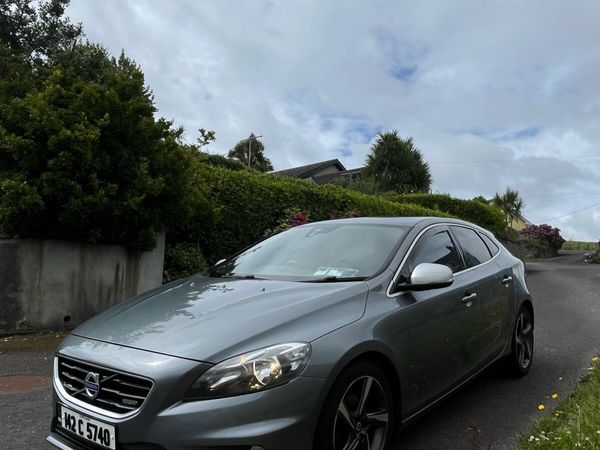 Volvo V40 Hatchback, Diesel, 2014, Grey