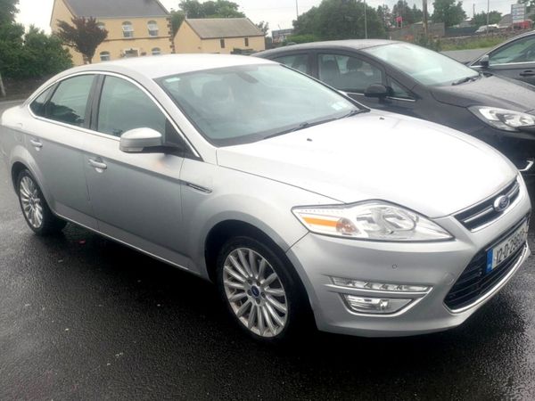 Ford Mondeo Saloon, Diesel, 2012, Silver