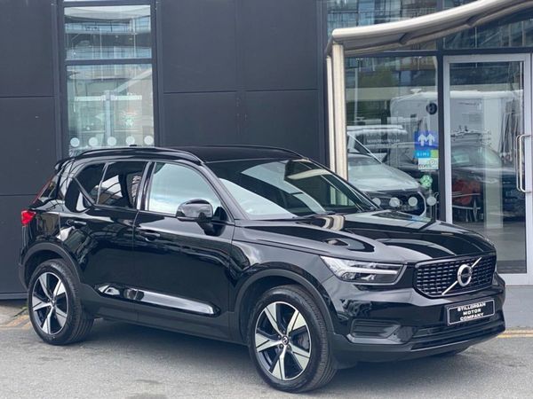 Volvo XC40 Estate, Hybrid, 2022, Black