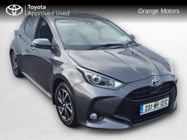 Toyota Yaris Hatchback, Petrol Hybrid, 2023, Grey