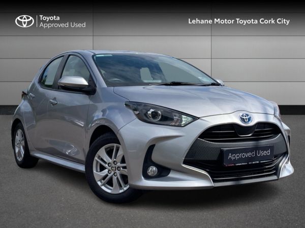 Toyota Yaris Hatchback, Petrol Hybrid, 2022, Grey