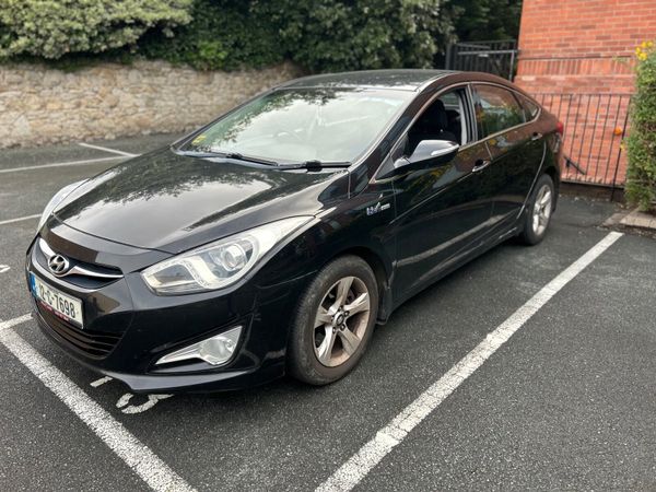 Hyundai i40 Saloon, Diesel, 2012, Black