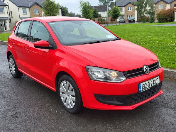 Volkswagen Polo Hatchback, Petrol, 2013, Red
