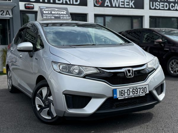 Honda Jazz Hatchback, Petrol Hybrid, 2016, Silver