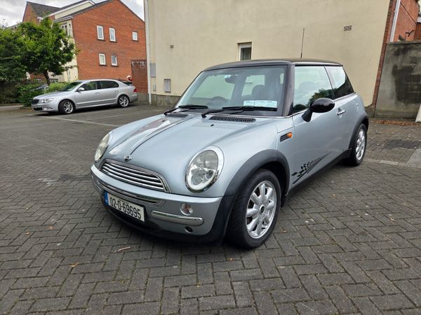 Mini Cooper Hatchback, Petrol, 2002, Grey