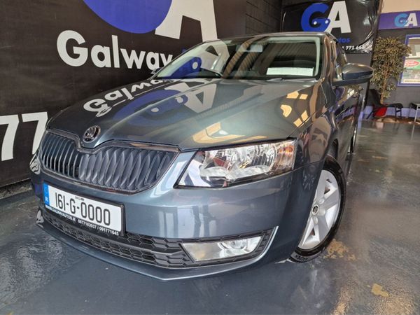 Skoda Octavia Hatchback, Diesel, 2016, Grey