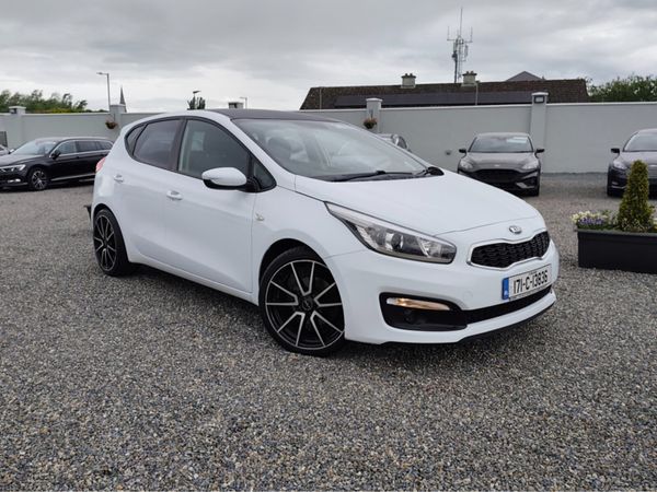 Kia Ceed Hatchback, Diesel, 2017, White