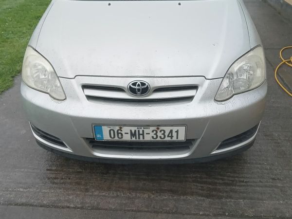 Toyota Corolla Hatchback, Diesel, 2006, Silver