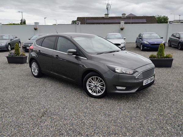 Ford Focus Hatchback, Diesel, 2017, Grey
