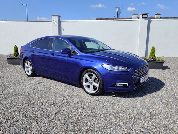 Ford Mondeo Hatchback, Diesel, 2016, Blue