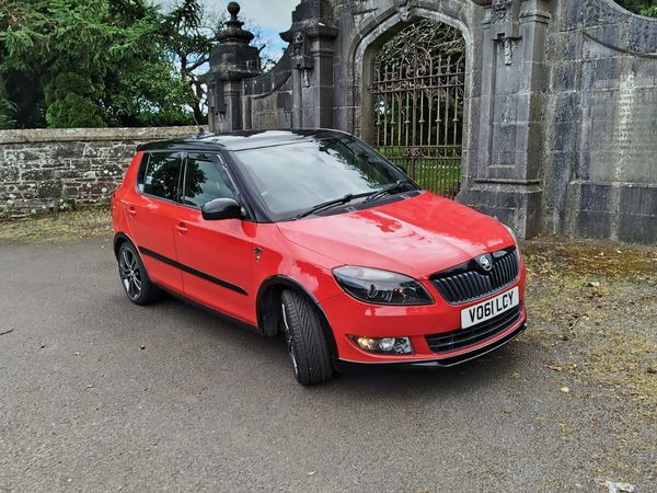 Skoda Fabia Hatchback, Diesel, 2012, Red