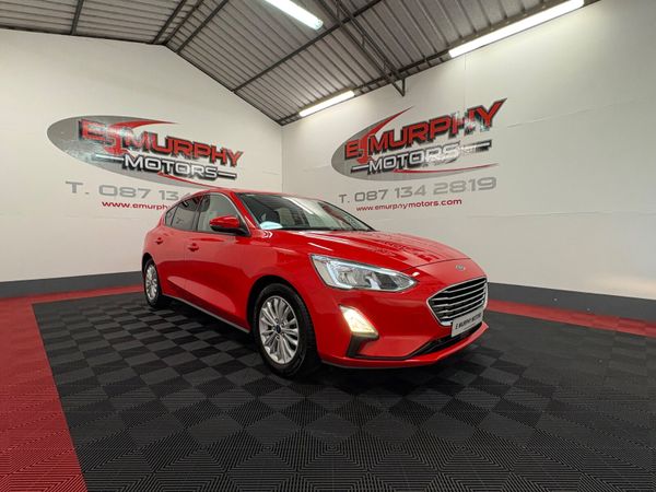 Ford Focus Hatchback, Diesel, 2019, Red