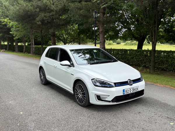 Volkswagen Golf Hatchback, Petrol Plug-in Hybrid, 2015, White