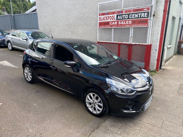 Renault Clio Hatchback, Diesel, 2017, Black