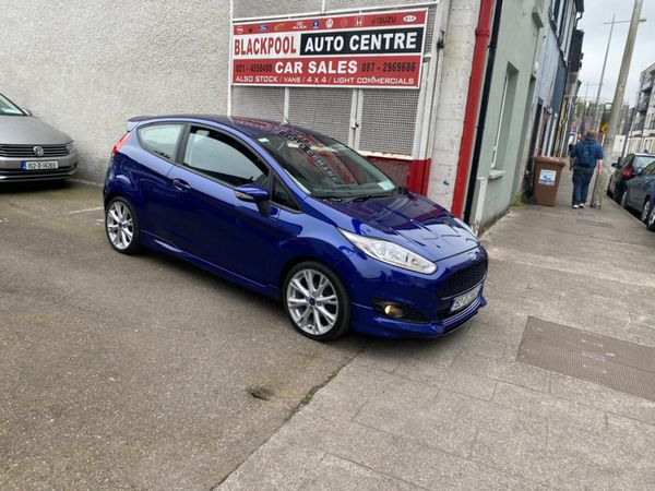 Ford Fiesta Hatchback, Diesel, 2015, Blue