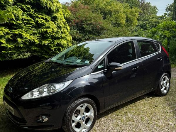 Ford Fiesta Hatchback, Petrol, 2009, Black