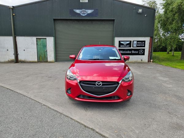 Mazda Demio MPV, Petrol, 2016, Red