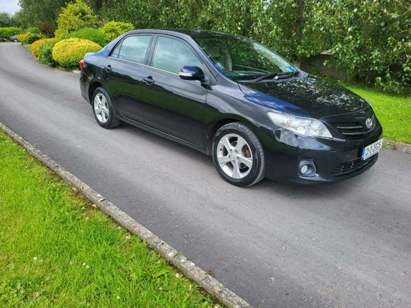 Toyota Corolla Saloon, Diesel, 2013, Black