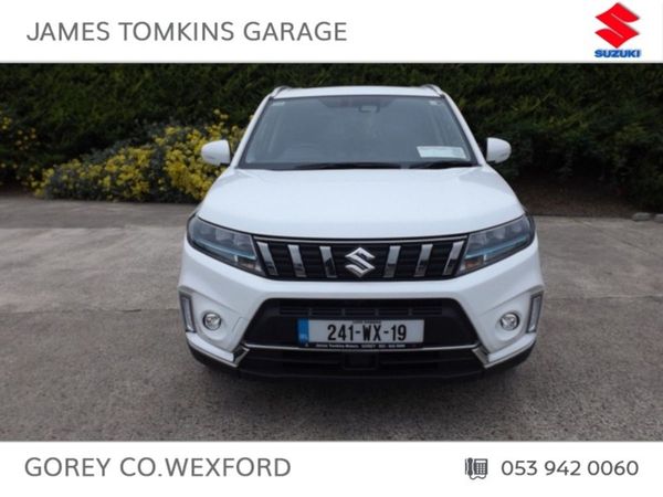 Suzuki Vitara SUV, Petrol Hybrid, 2024, White