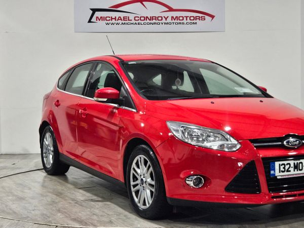 Ford Focus Hatchback, Diesel, 2013, Red