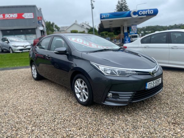 Toyota Corolla Saloon, Diesel, 2017, Grey