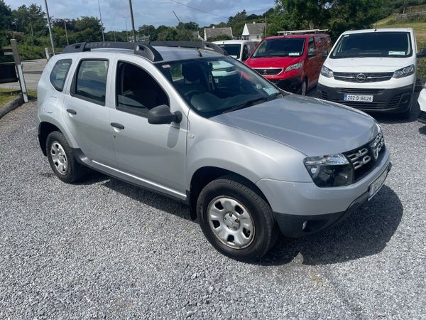 Dacia Duster SUV, Diesel, 2016, Silver