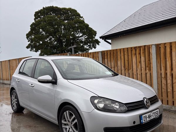 Volkswagen Golf Hatchback, Diesel, 2009, Silver