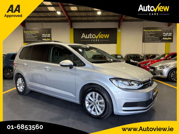 Volkswagen Touran MPV, Petrol, 2016, Silver
