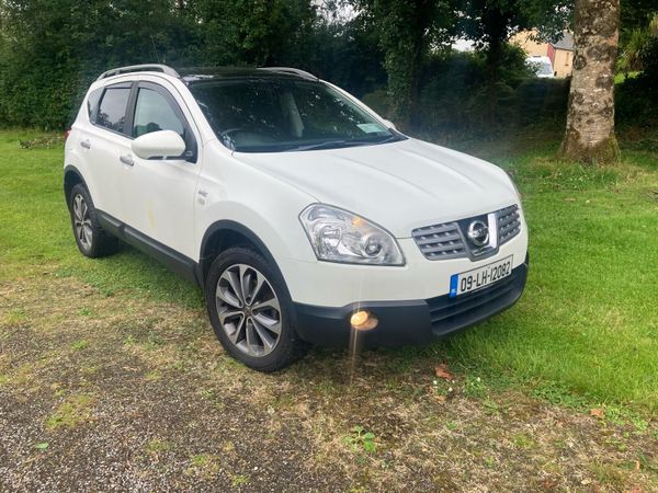 Nissan Qashqai Hatchback, Diesel, 2009, White