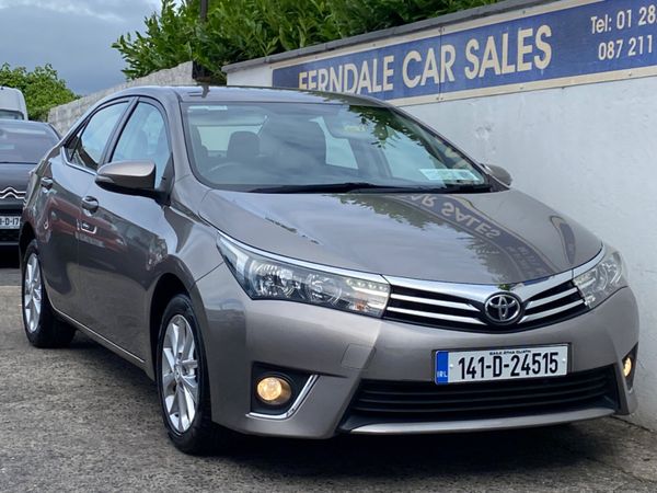Toyota Corolla Saloon, Petrol, 2014, Bronze