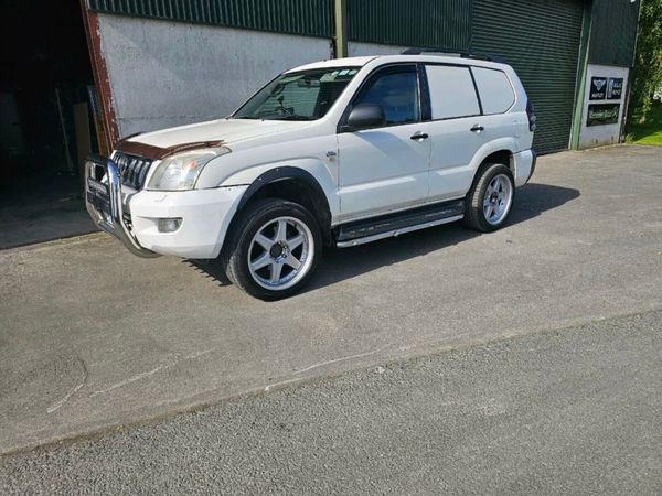 Toyota Land Cruiser SUV, Diesel, 2003, White