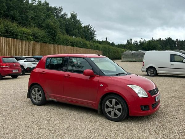 Suzuki Swift Hatchback, Petrol, 2008, Red