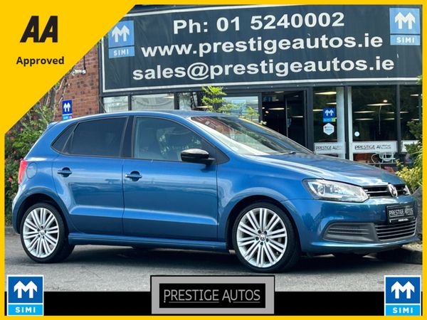 Volkswagen Polo Hatchback, Petrol, 2014, Blue