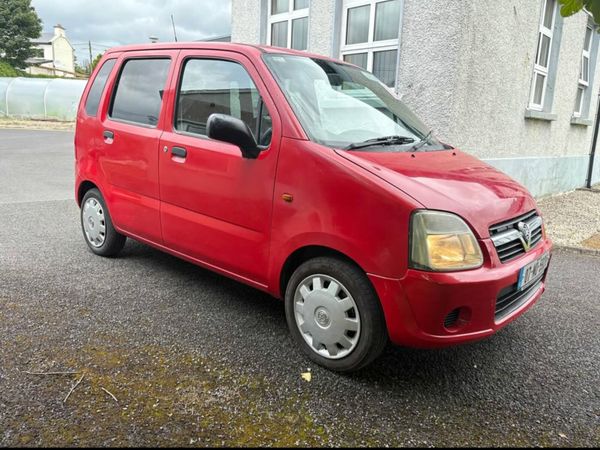 Vauxhall Other Hatchback, Petrol, 2007, Red