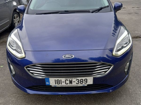 Ford Fiesta Hatchback, Petrol, 2018, Grey